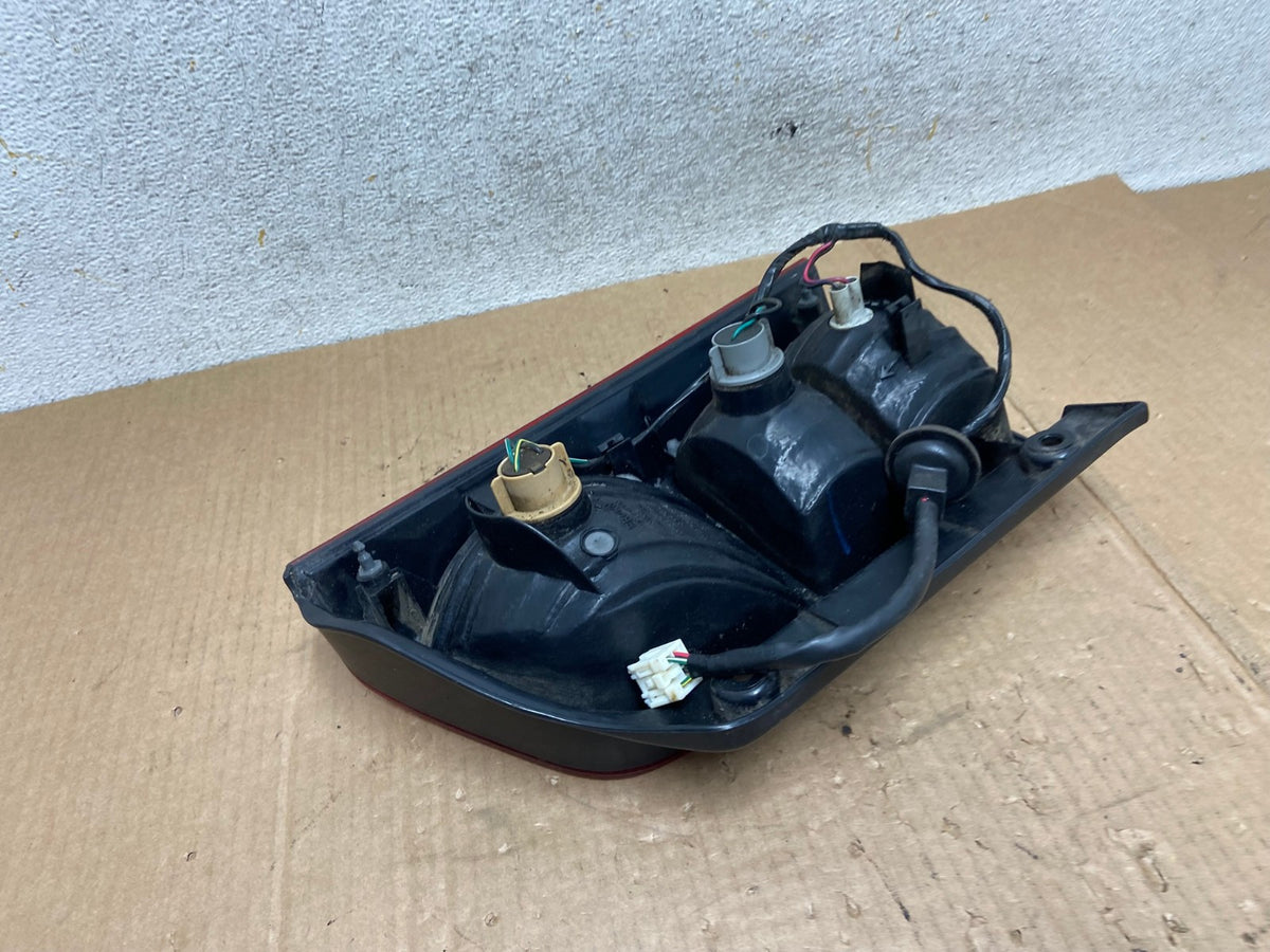 2005 to 2012 Nissan Pathfinder Tail light Left Driver Lh Side AI5411 LK5