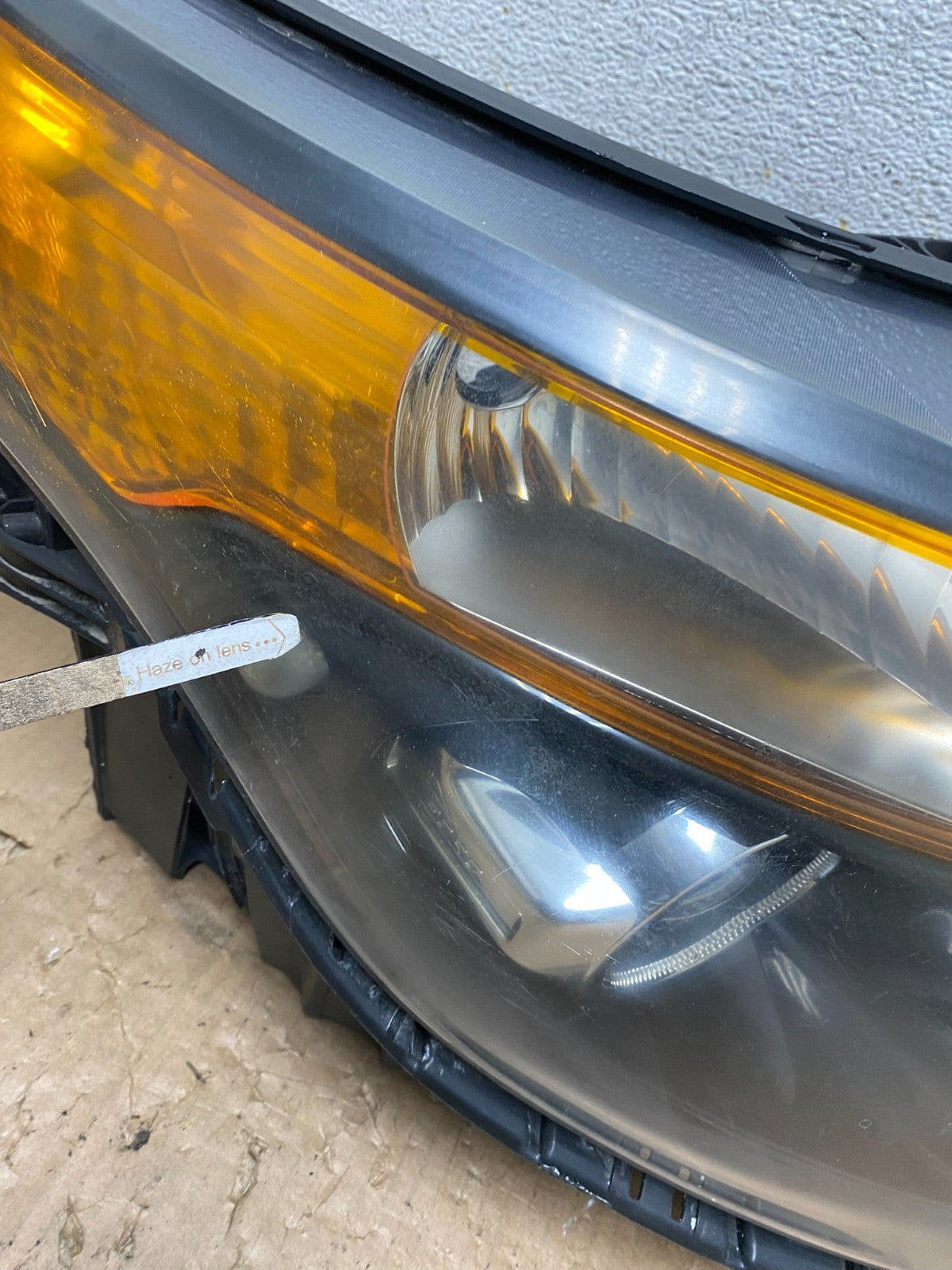 2011 - 2015 Ford Explorer Police Right Passenger Halogen Headlight AI9035 DW5