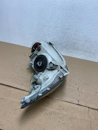 2002 2003 2004 Toyota Camry Left Driver Lh Side Halogen Headlight AE6088 DW10