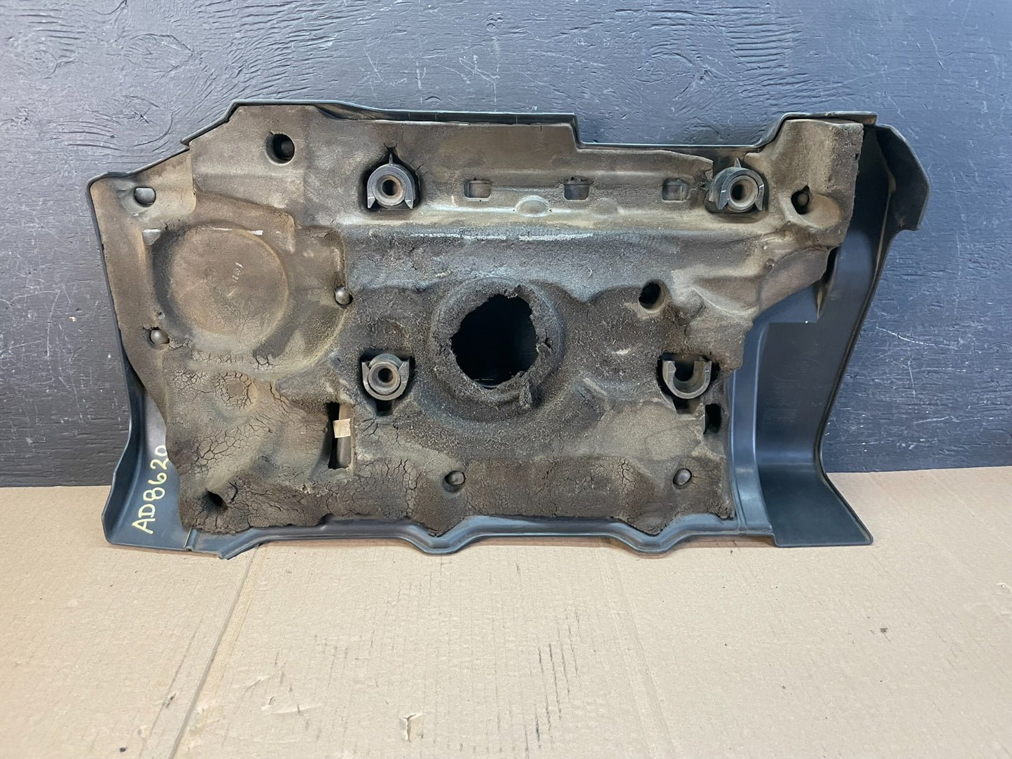 2008 - 2012 Land Rover LR2 3.2L Engine Motor Top Cover Trim Panel ad8620 DG3