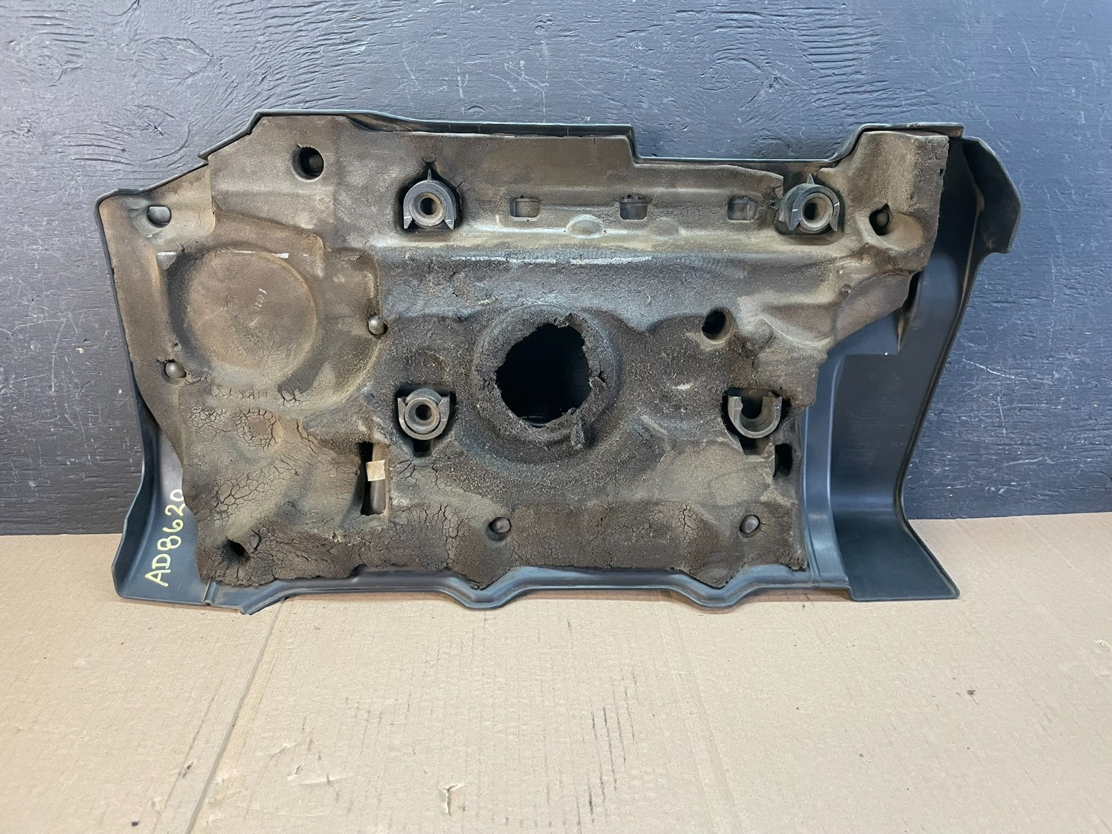 2008 - 2012 Land Rover LR2 3.2L Engine Motor Top Cover Trim Panel ad8620 DG3