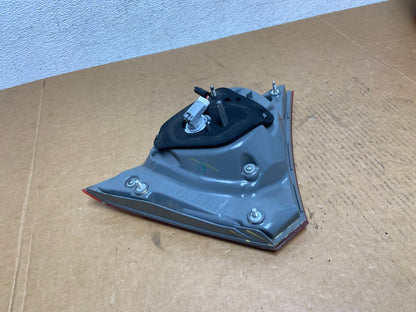 2015 - 2017 Toyota Camry Right Passenger RH Side Tail Light Inner AD9098 DW4