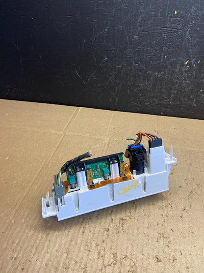 Chevrolet Suburban GMC Yukon A/C Heater Climate Control Module Panel Ab99634