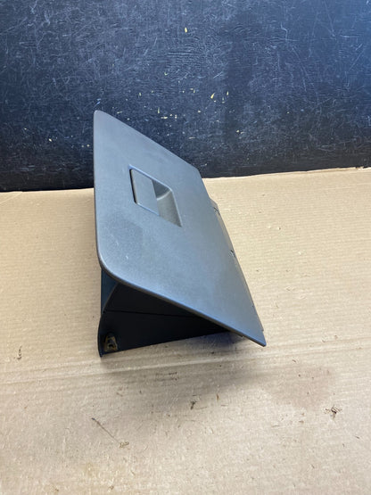 2008 to 2011 Ford Focus Front Right Passenger Storage Glove Box AH1574 DG1