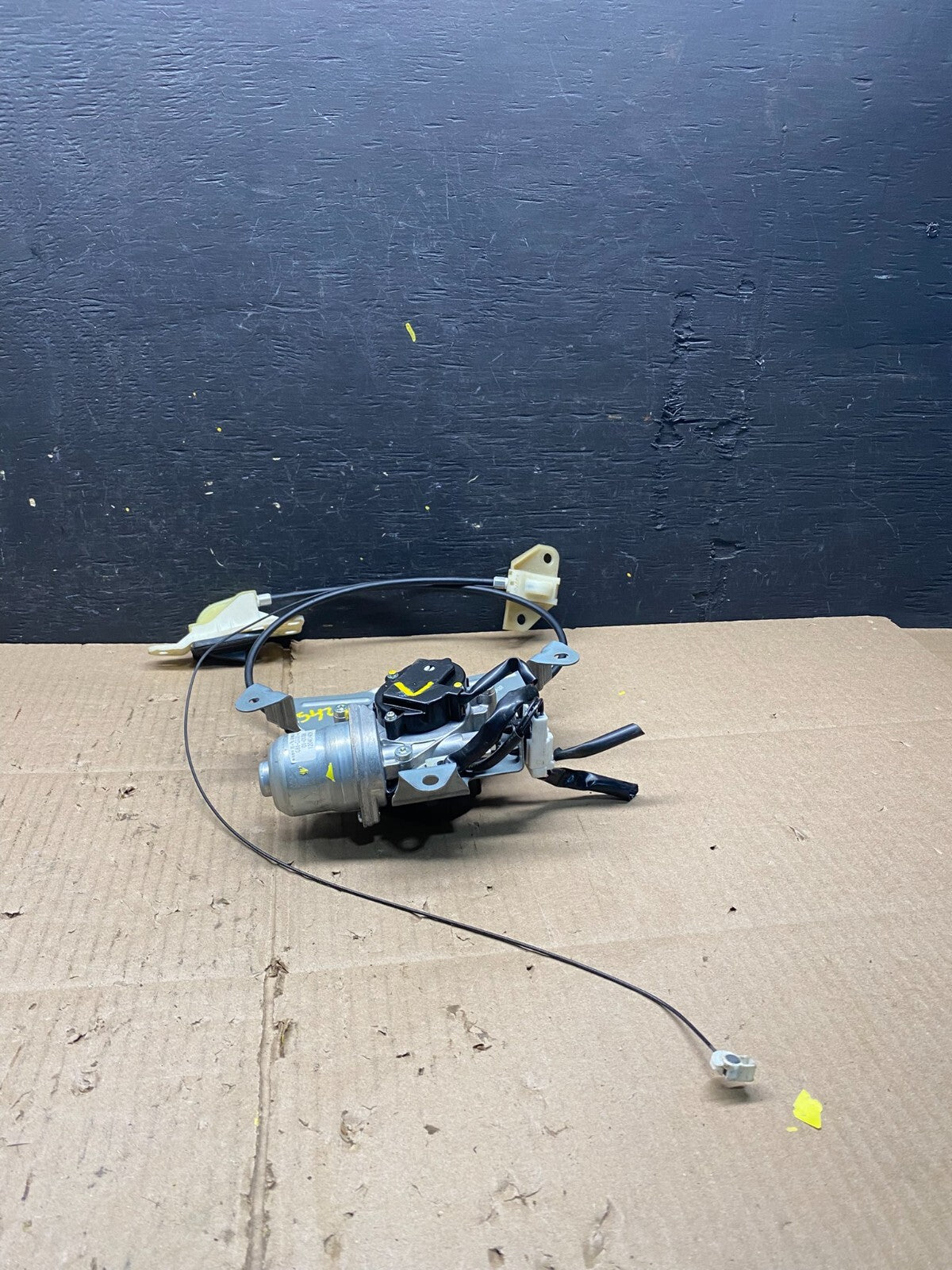 2011 to 2017 Nissan Quest Rear Left Side Power Sliding Door Motor Wire OEM L54291