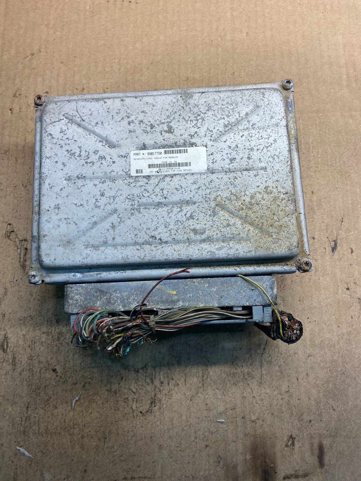 2003-2006 Chevrolet Tahoe Silverado Engine Control Unit Module ECM ECU z8873 DG0