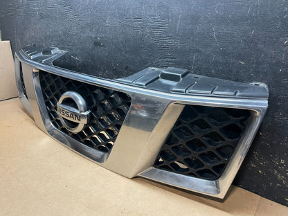 2005 2006 2007 Nissan Pathfinder Chrome Front Upper Grill Grille OEM AA8969 DG1