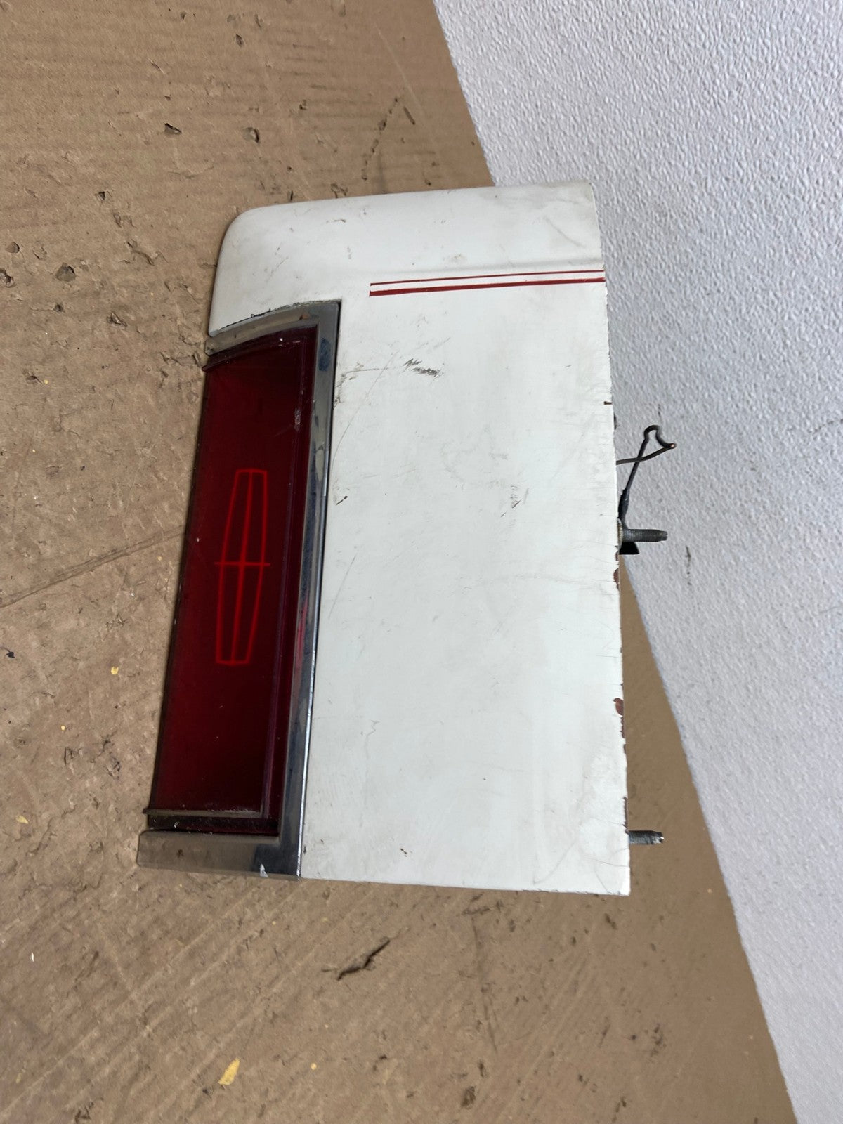 1980-1984 Lincoln Town Car Right Passenger Side Tail Light AC0063 LK9