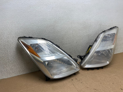 2004-2005 Toyota Prius Left+Right Side Xenon Headlights W0797 DW2