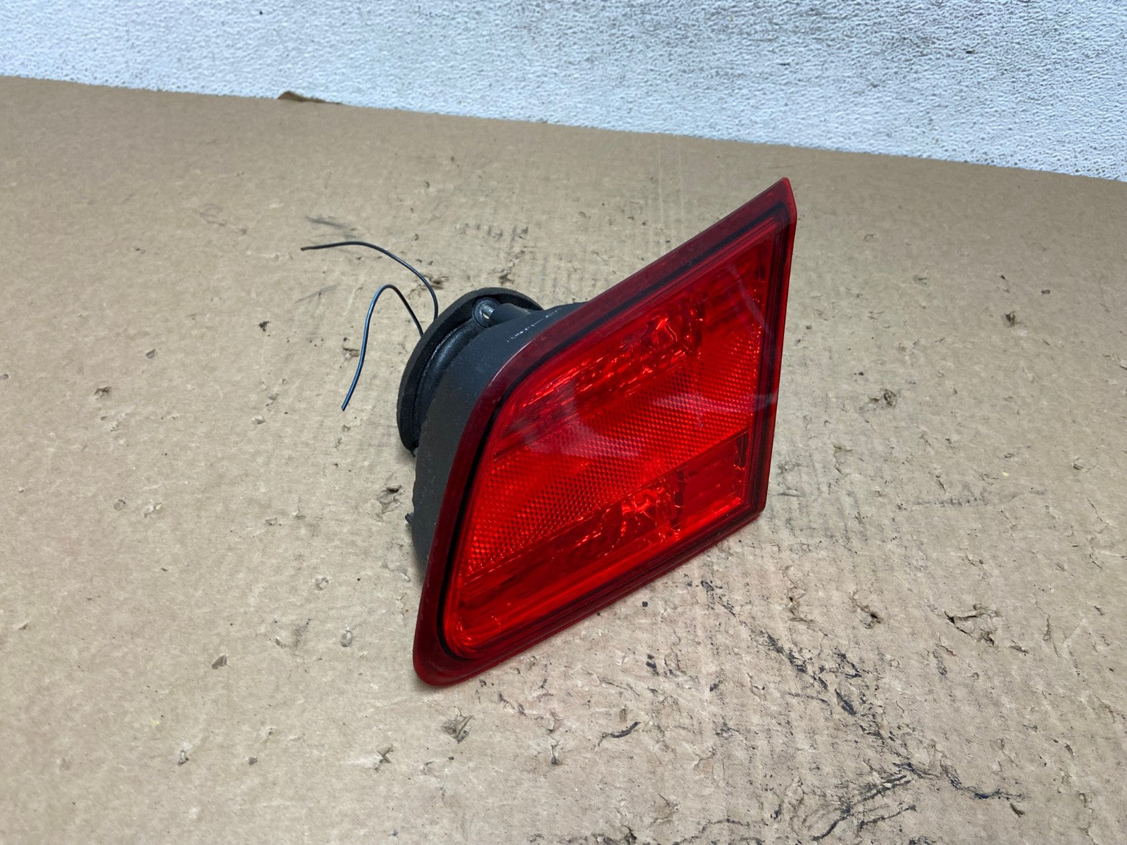 2010-2014 Subaru Legacy Right Passenger Rh Side Tail Light Inner AF8177 LK2