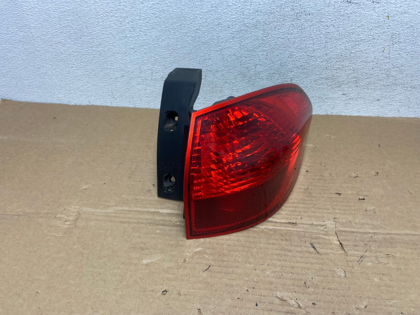 2008 to 2014 Subaru Tribeca Right Passenger RH Side Tail Light AD3907 LK2