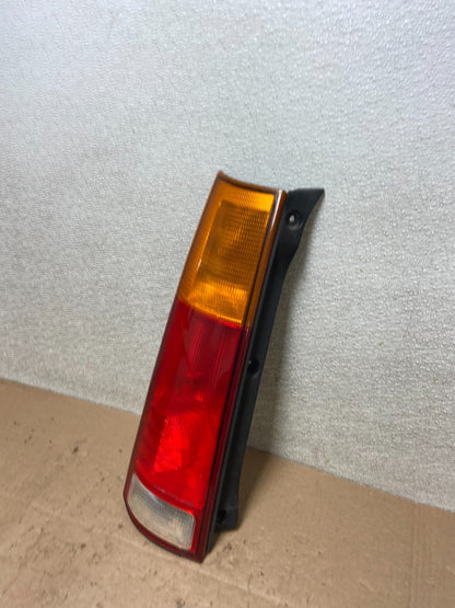 1997 1998 1999 2000 2001 Honda Crv Cr-v Left Driver Lh Tail Light OEM Y3044 DW1
