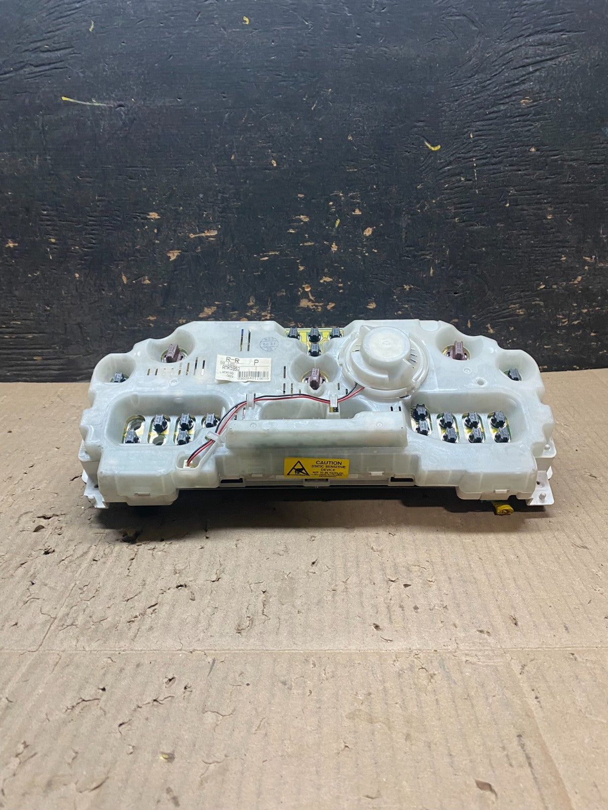 1998 to 1999 Land Rover Range Rover Speedometer Cluster Gauge x8085 DG6
