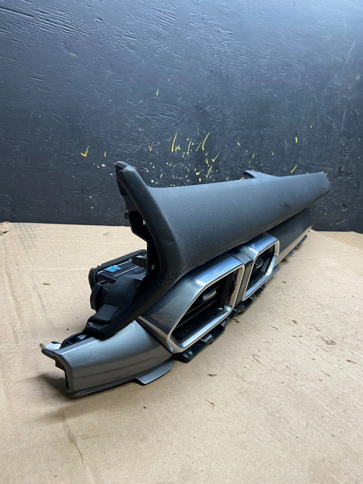 2017-2021 Mazda CX-5 Dash Center Right Air Vent Upper Cover Trim Panel z0201 DG1