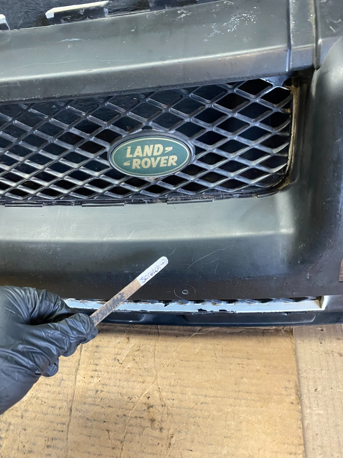 2004 2005 2006 Land Rover Freelander 1 Front Bumper Grille Grill  Q8564 DG4