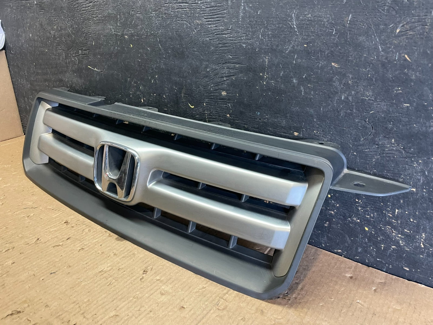 2006 to 2008 Honda Pilot Front Upper Grill Grille Oem Y9781  DG2