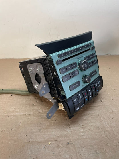 2009 to 2011 Honda Pilot AM FM CD Audio Radio Player Climate Control AI0500 DG1