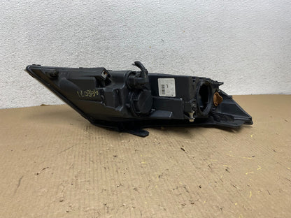 2011 to 2013 Kia Sorento Left Driver LH Side Headlight Halogen AG8071 DW5