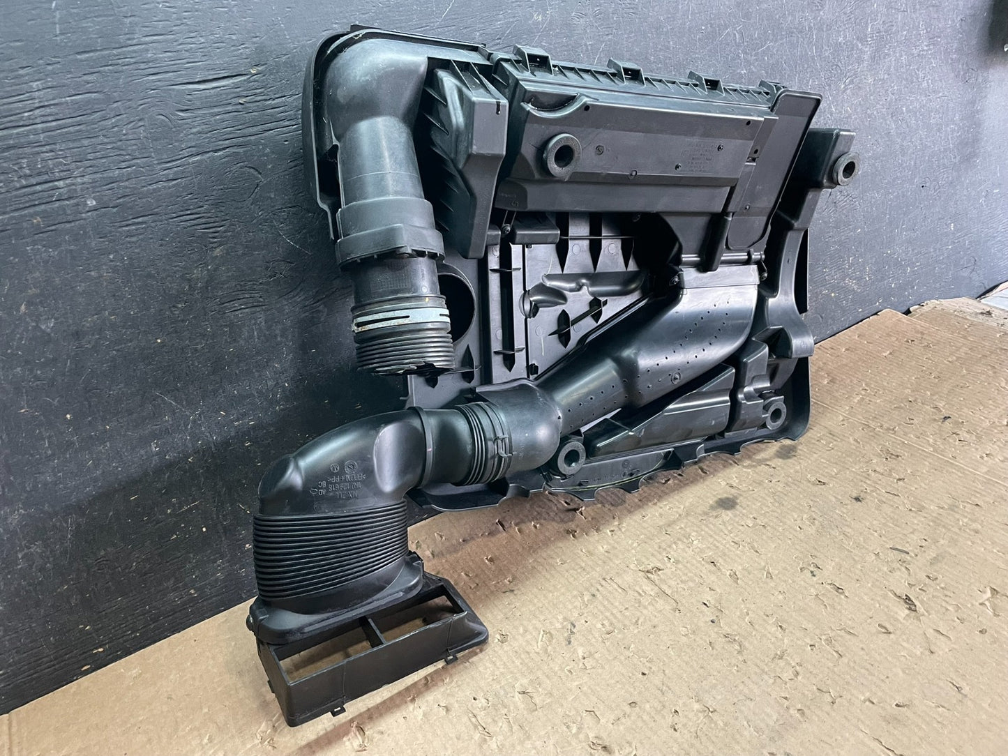 2005 - 2008 Volkswagen Jetta Beetle 2.5L Passat Engine Cover 07k129601j z3385 DG6