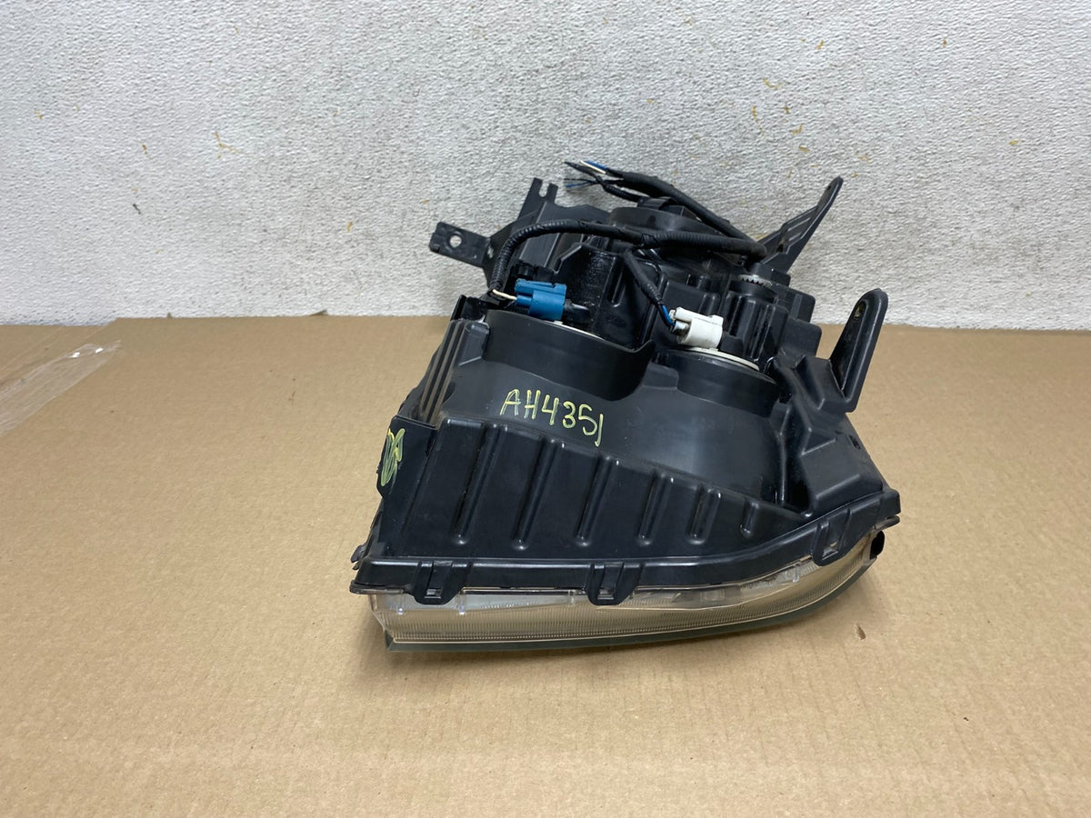 2009 2010 2011 Honda Pilot Left Driver LH Halogen Headlight AH4351 DW7