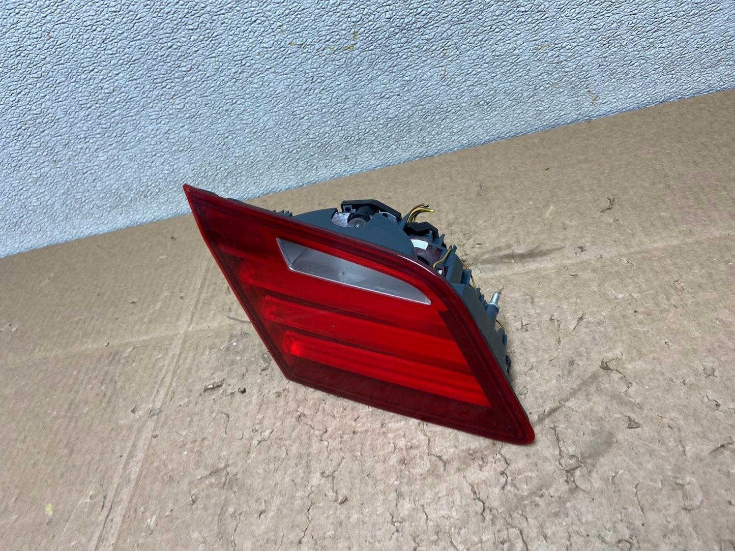 2011-2013 BMW 5 F10 Rear Left Driver LH Trunk Inner Tail Light OEM Y9060 DW1
