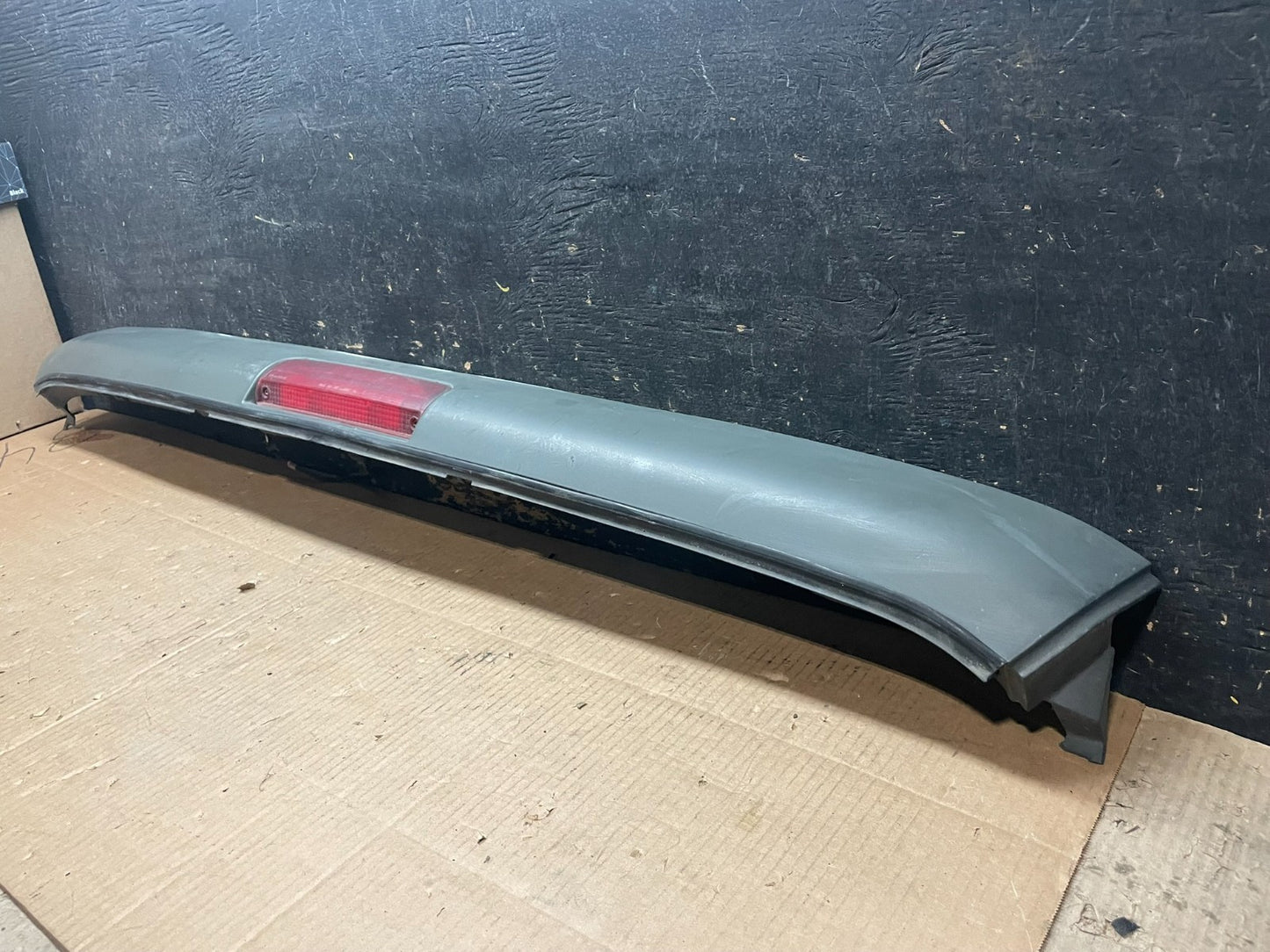 1996 to 2002 Chevrolet Express 3rd Third Brake Light Trim Spoiler Y1912 DG2