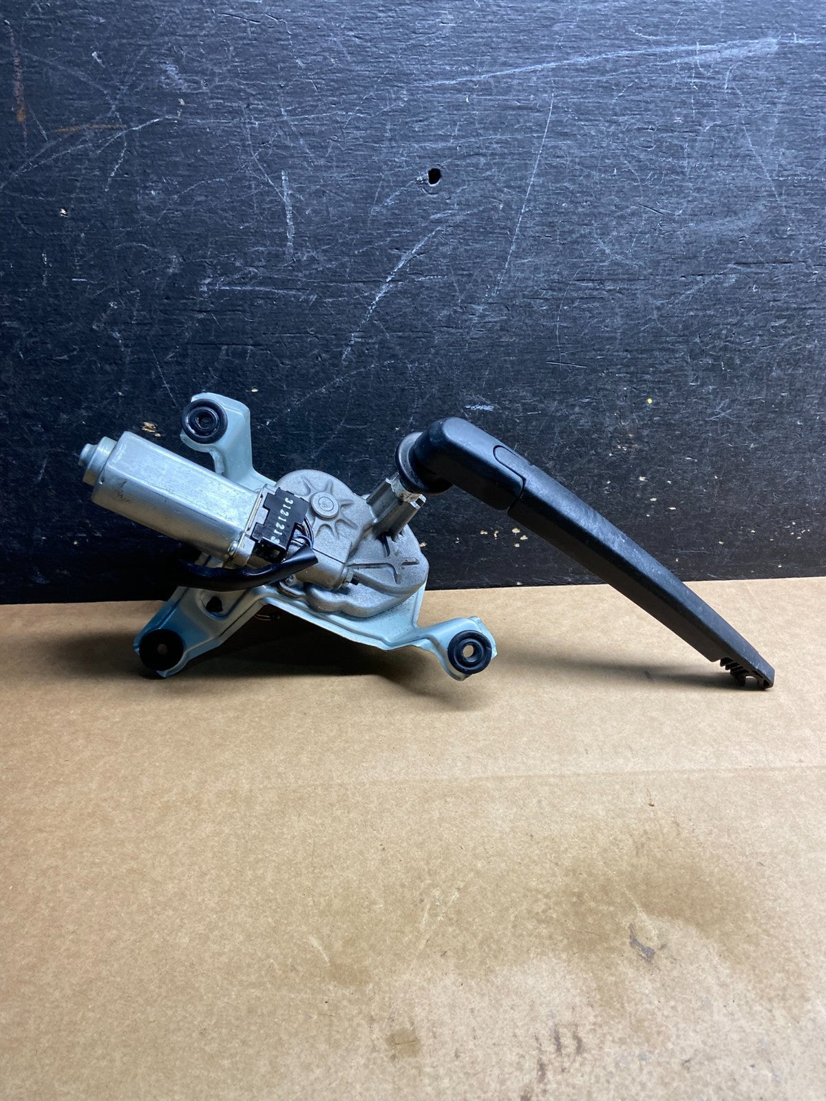 2014-2015 Kia Sorento Rear Glass Windshield Wiper Motor Y4454 DG0