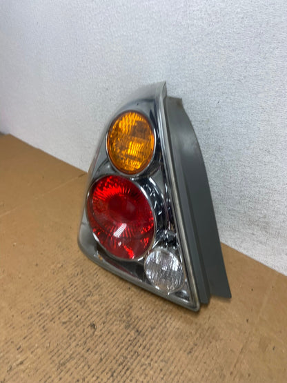 2002 2003 2004 Nissan Altima Tail Light Left Driver Lh Side AE0619 LK1