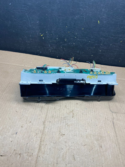 2001 - 2002 Ford Econoline E250 E350 Van Speedometer Instrument Cluster P9290 DG5