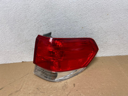 2008 2009 2010 Honda Odyssey Right Passenger Side Tail Light AG0538 LK0