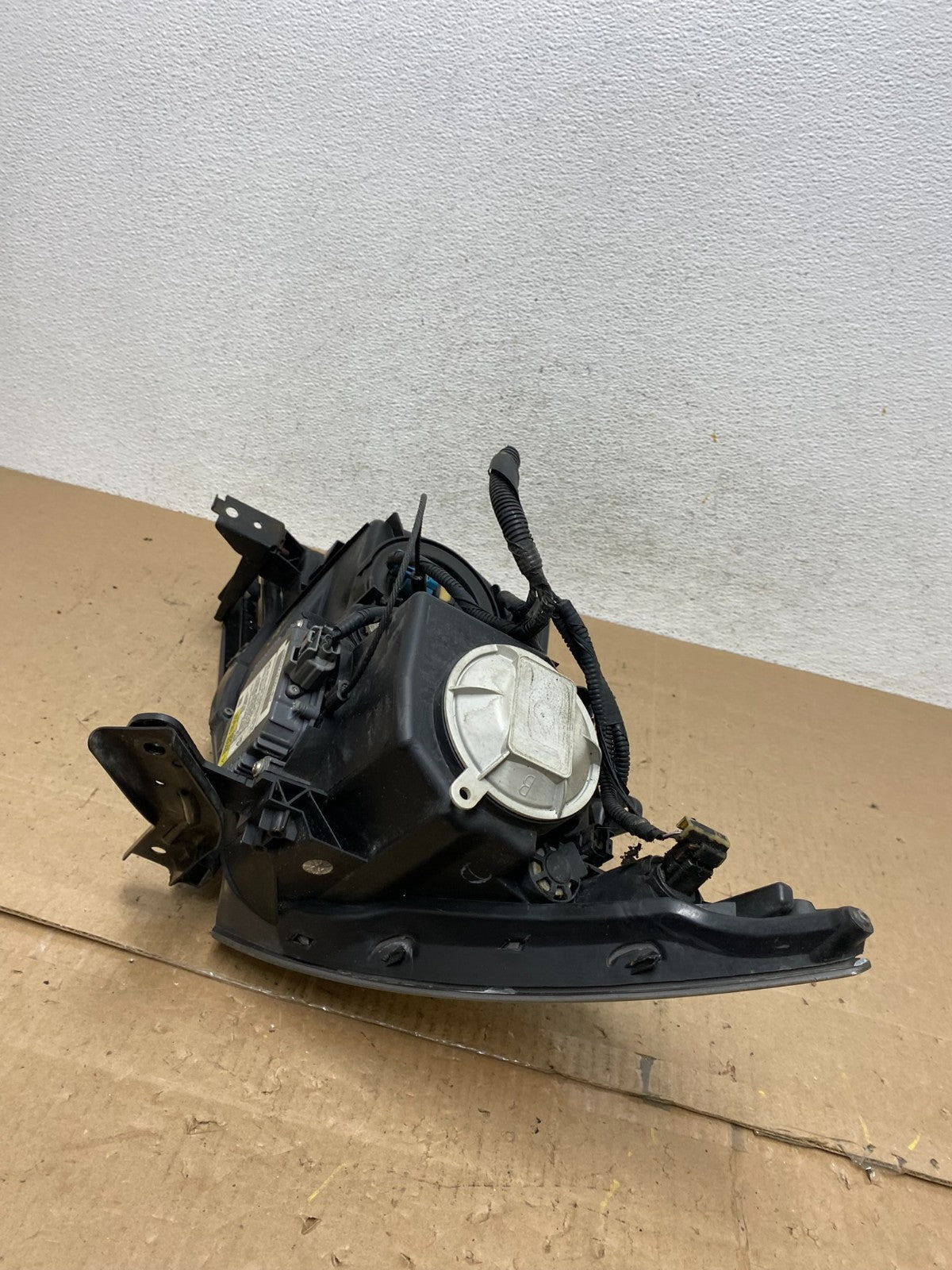 2007 2008 2009 Acura MDX Headlight Xenon HID Right Passenger RH AE6608 DW6