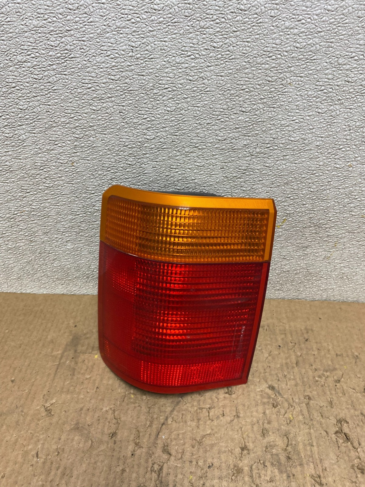 1995 to 1999 Range Rover P38 Left Driver LH Side Tail Light Oem W7715 DG0