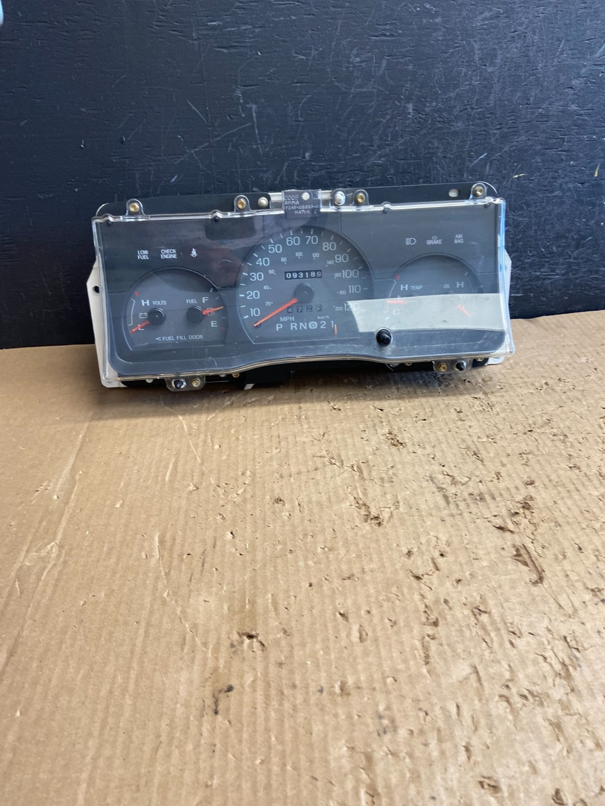 2001 to 2005 Mercury Grand Marquis Speedometer Cluster Gauge af1590 DG0