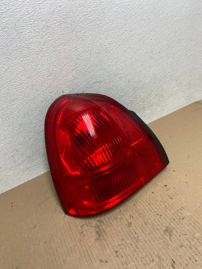 2003 to 2011 Lincoln Town Car Left Driver Lh Side Tail Light AE7331 LK2
