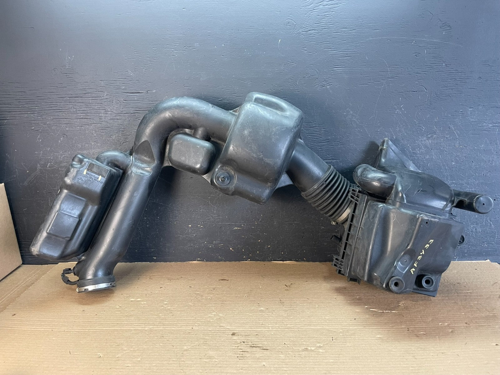 2011-2013 Grand Cherokee Dodge Durango 3.6L Resonator Air Intake Tube AF3433 DG5
