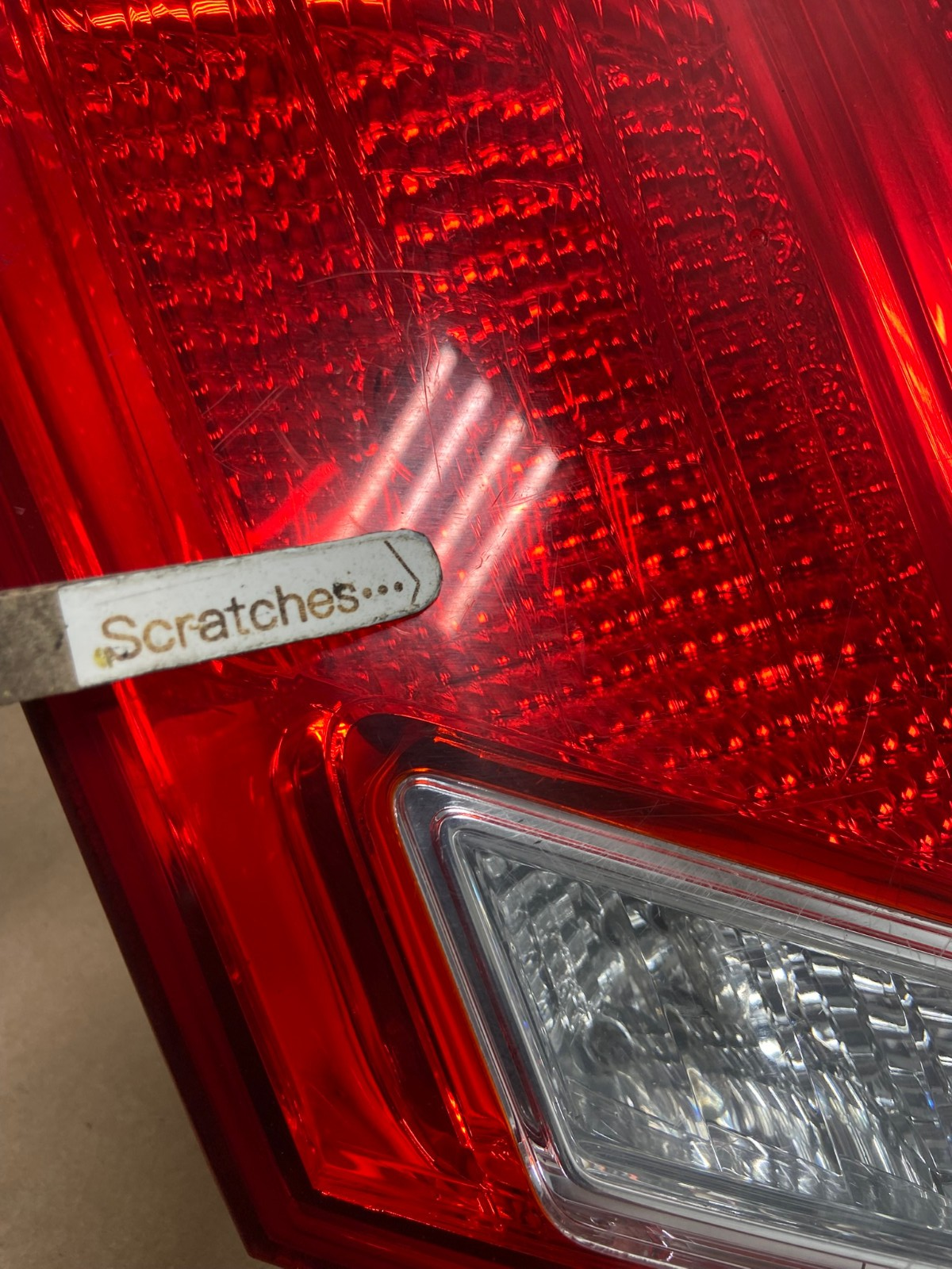 2007 2008 2009 Lexus Es350 Right Passenger RH Inner Tail Light AH9402 LK3