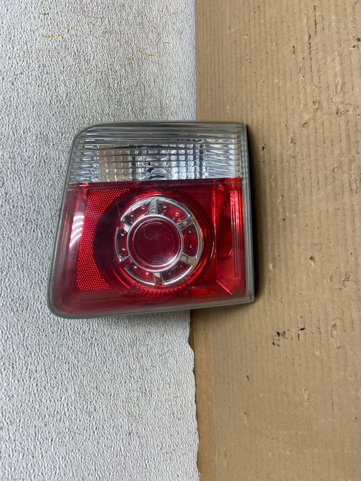 2007 to 2012 GMC Acadia Right Passenger Rh Hatch Tail Light Inner AH0618 LK0