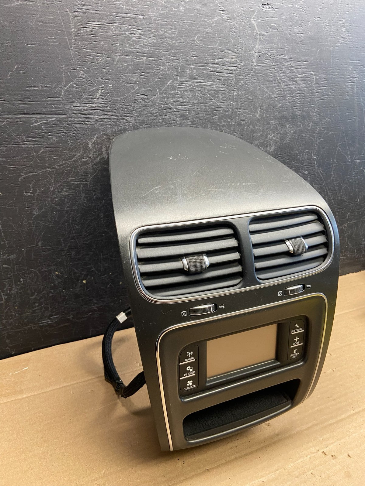 2011-2019 Dodge Journey 4.3 Radio Display Screen Bezel Trim Air Vents ag5147 DG2