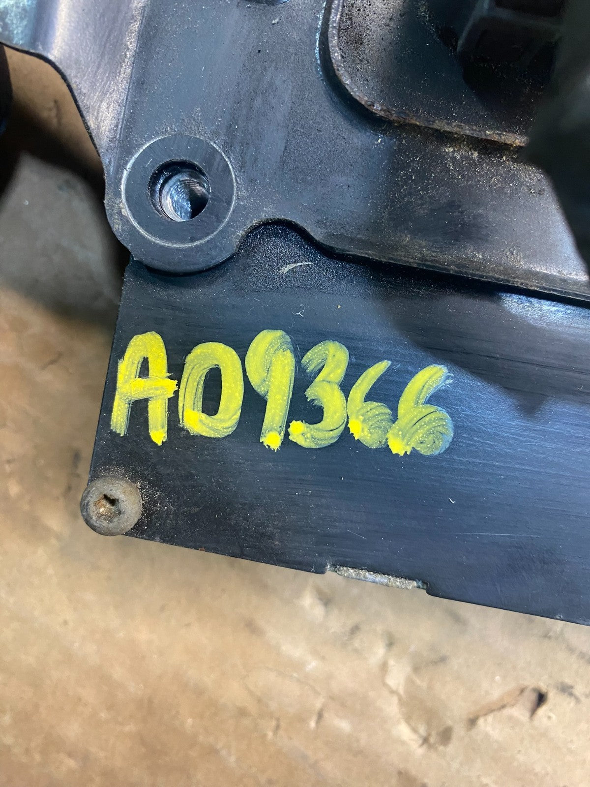 2004 2005 Chrysler PT Cruiser 2.4L Engine Computer Module ECM ECU AD9366 DG3
