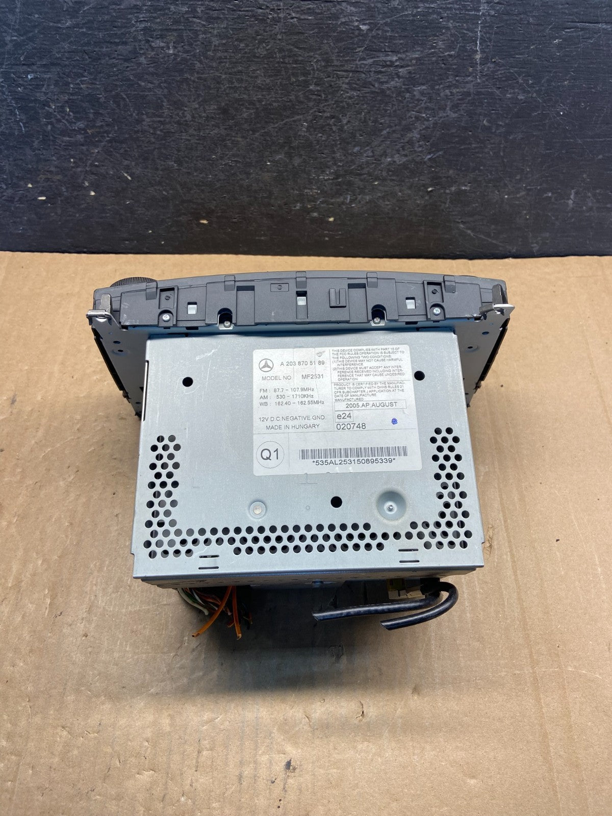2005 2006 2007 Mercedes W203 C230 C240 Head Radio CD Player Stereo AG1522 DW4