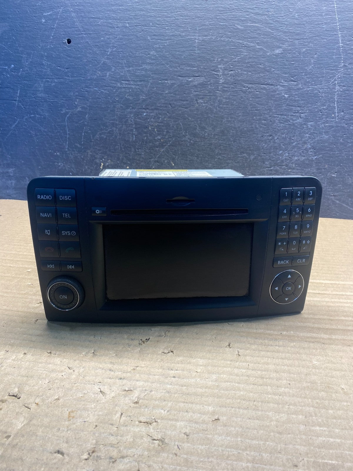 2009-2012 Mercedes X164 GL550 ML500 Radio Navigation Screen Display AF3879 DW0