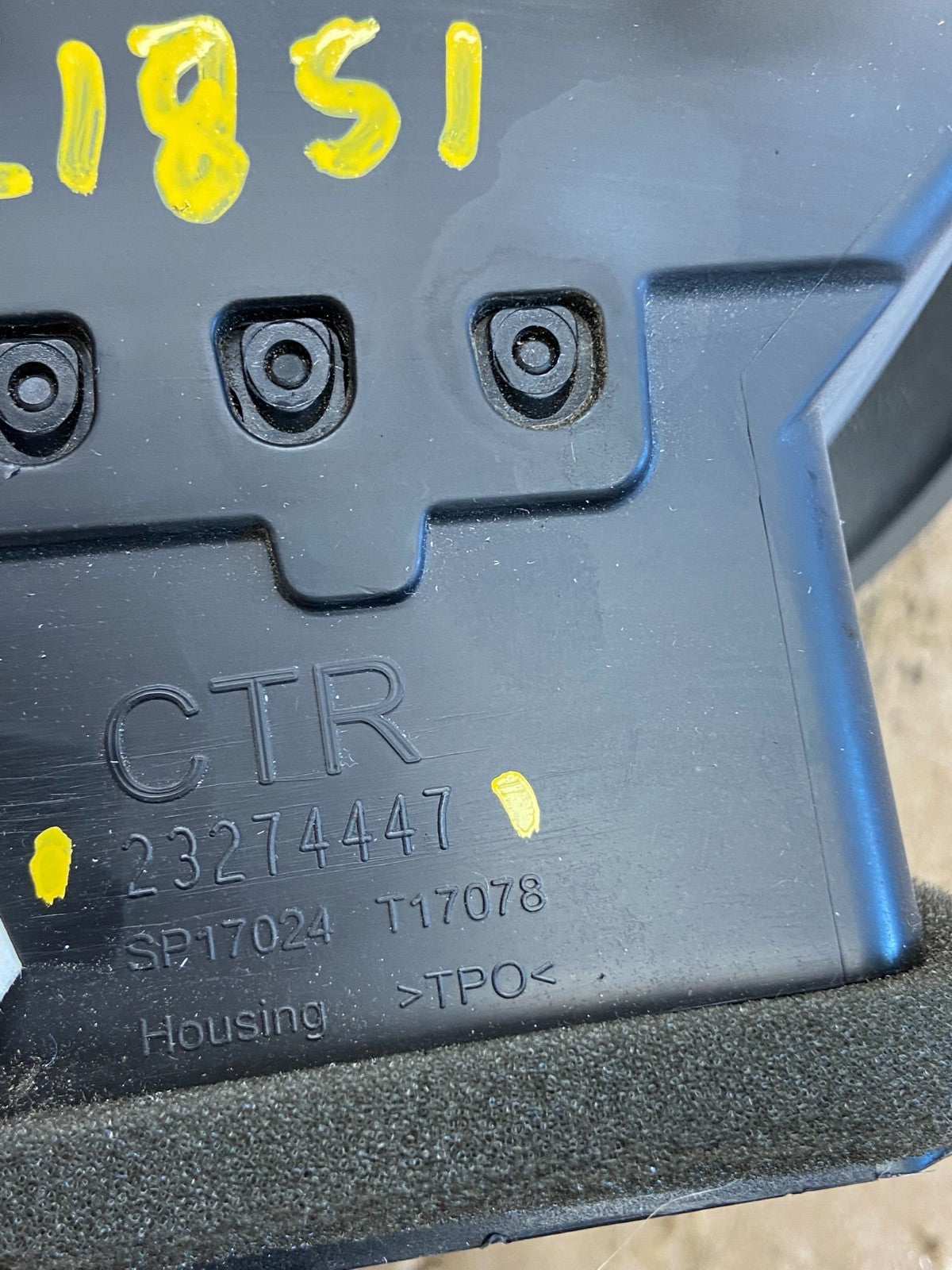 2013-2016 Chevrolet Malibu Center Radio Switch Air Vent Trim Bezel AE1851 DG5
