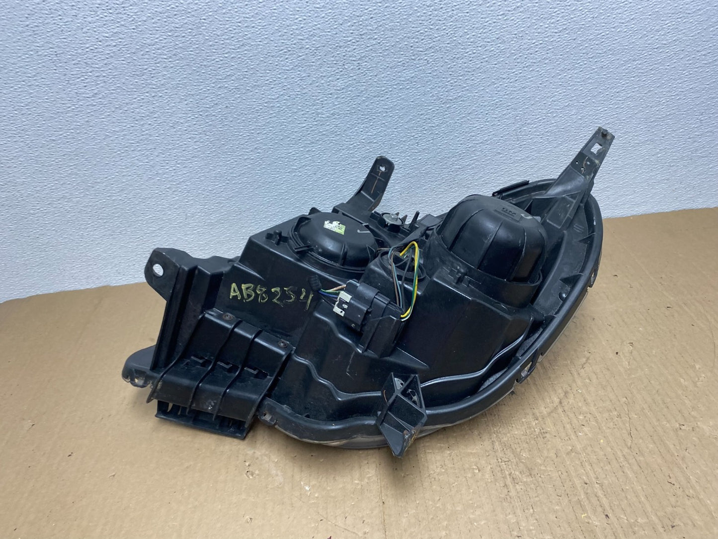 2010 - 2015 Chevrolet Equinox Halogen Headlight Right Passenger Side AB8254 DW7