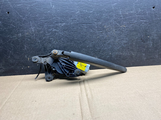 2011 to 2019 Ford Explorer Rear Windshield Wiper Motor AJ0034 DW0