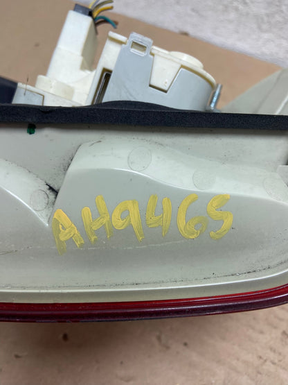 2009 2010 BMW 328i 3 Series Left Driver LH Side Tail Light AH9465 LK6