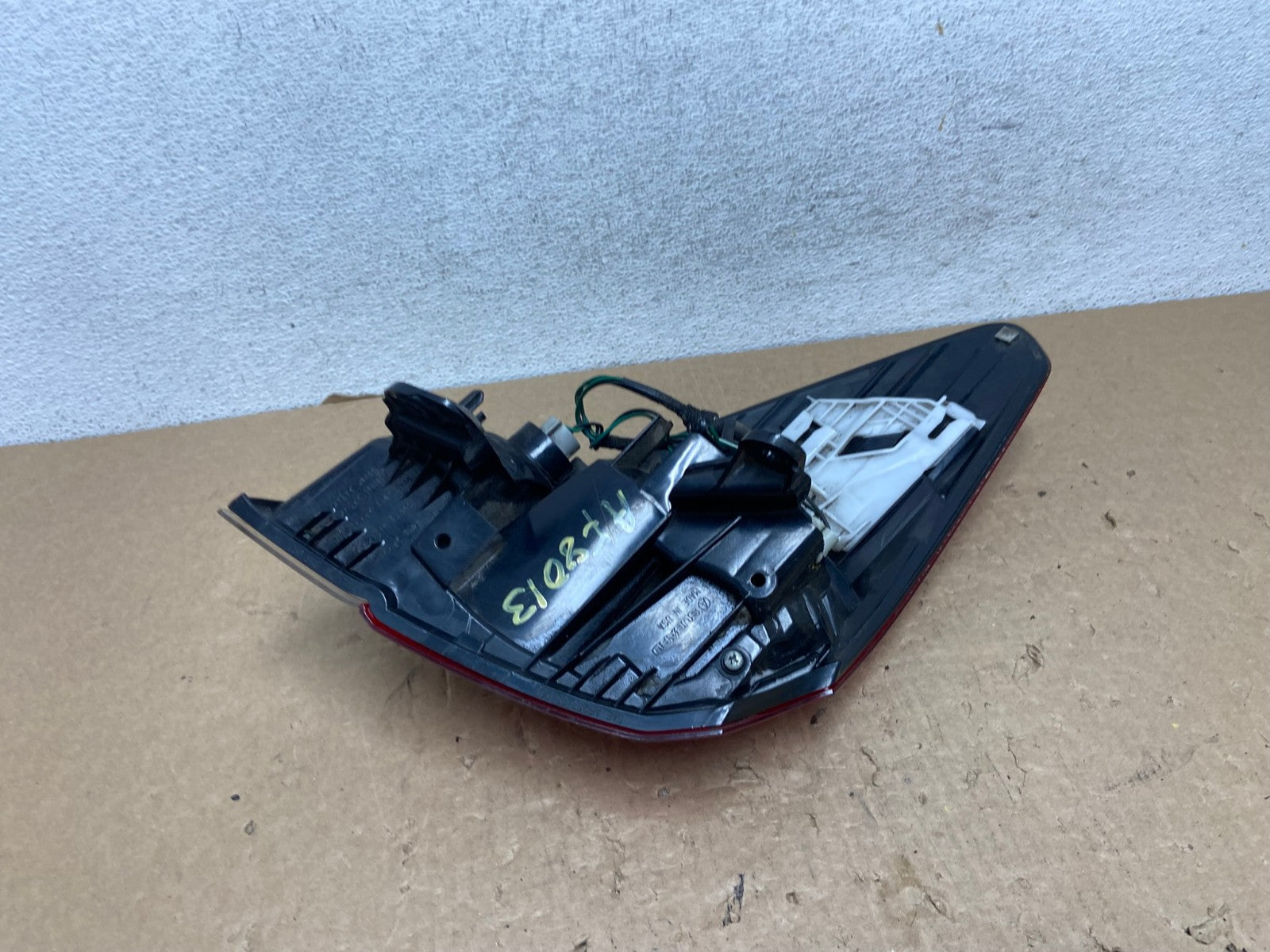 2010-2014 Subaru Outback Wagon Right Passenger Rh Side Tail Light AF8013 LK4