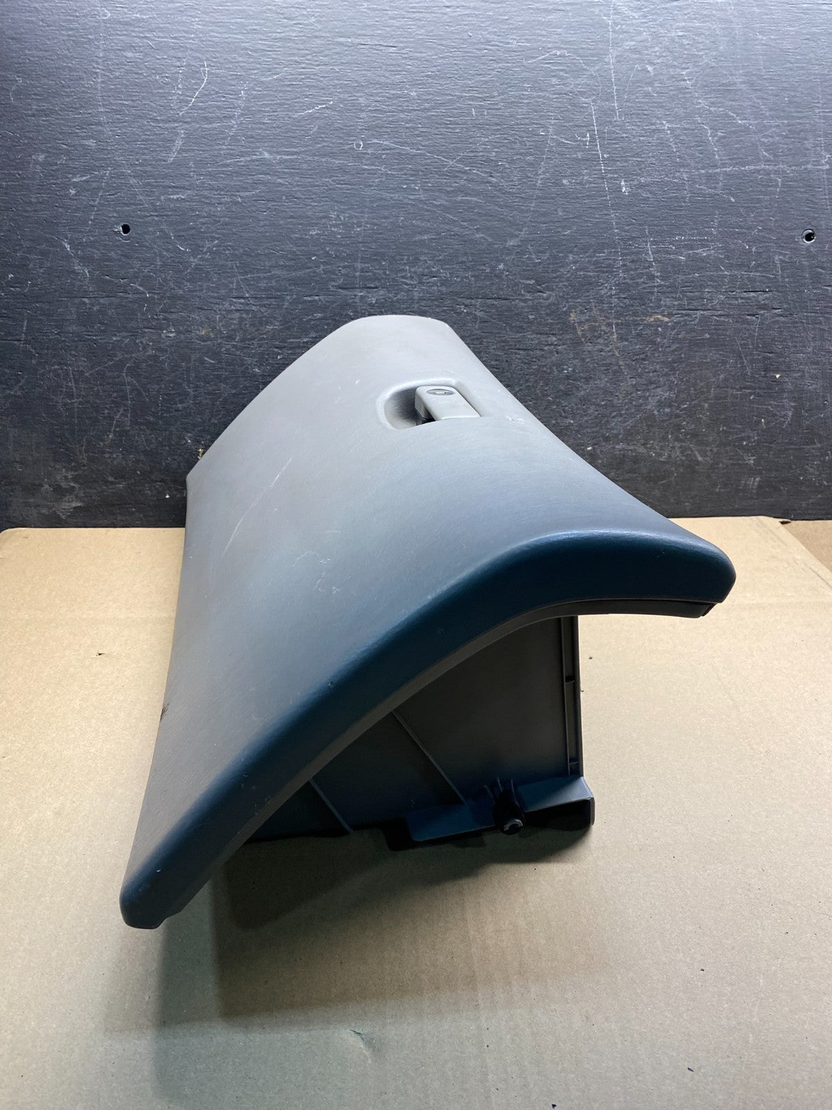 2004-2010 Toyota Sienna Front Right Passenger Storage Glove Box AI5244 DG2