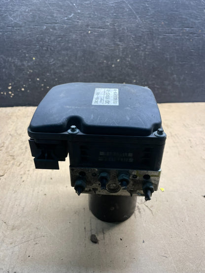 2008 to 2010 BMW 5 Series ABS Pump Control OEM Module w6825 DG3