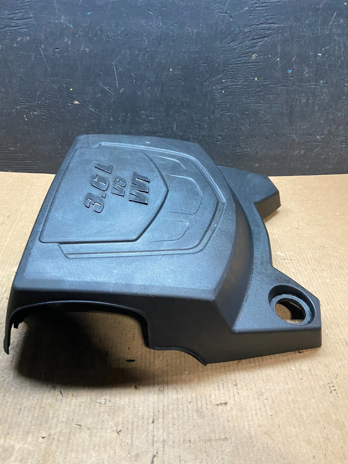 2008 to 2009 Saturn Vue 3.6L Engine Motor Cover H4752 PS2