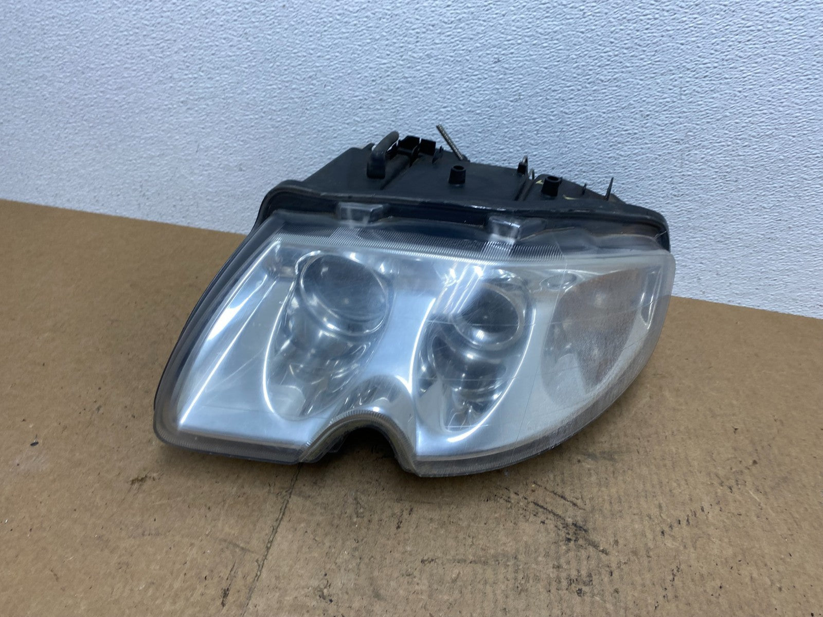 2003 - 2008 Maserati Quattroporte M139 Left Driver LH Headlight Xenon AC3440 DG0